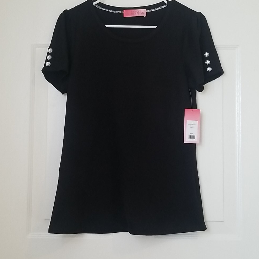 Short sleeve shirt